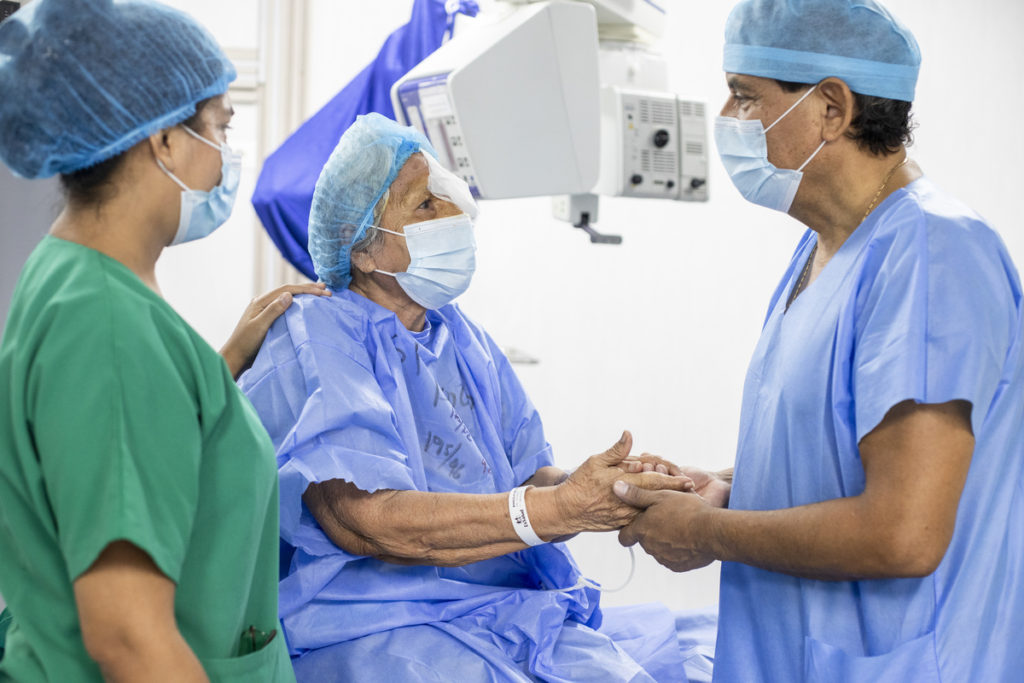 Hospital Rebagliati proyecta realizar 1,000 cirugías oculares al mes, gracias a renovadas salas especializadas.
